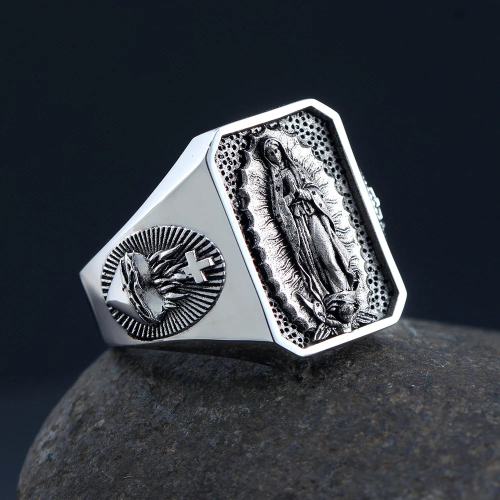 Sancta Mater Ring