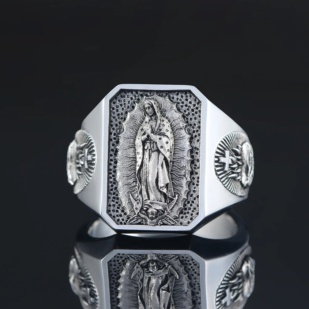 Sancta Mater Ring