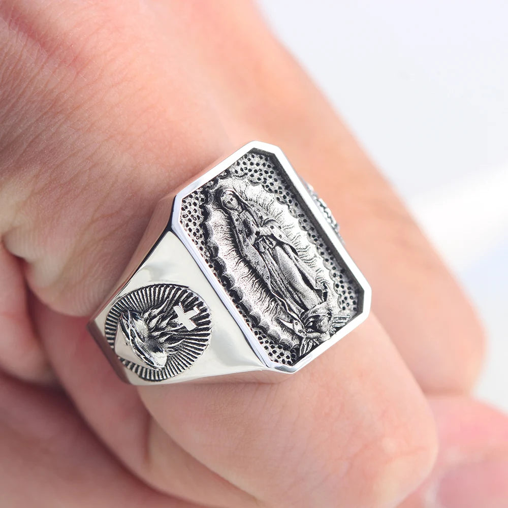 Sancta Mater Ring